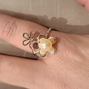 Flowers pearl sterling silver ring
